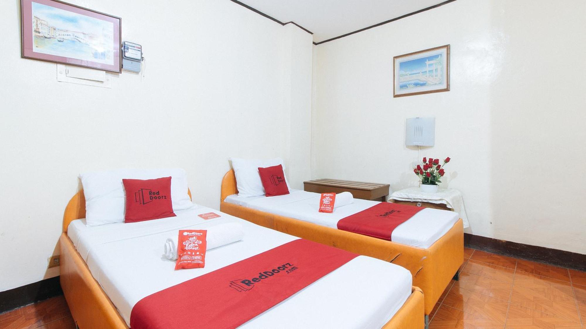 Reddoorz Near East Avenue Medical Center Hotel Quezon City Bagian luar foto