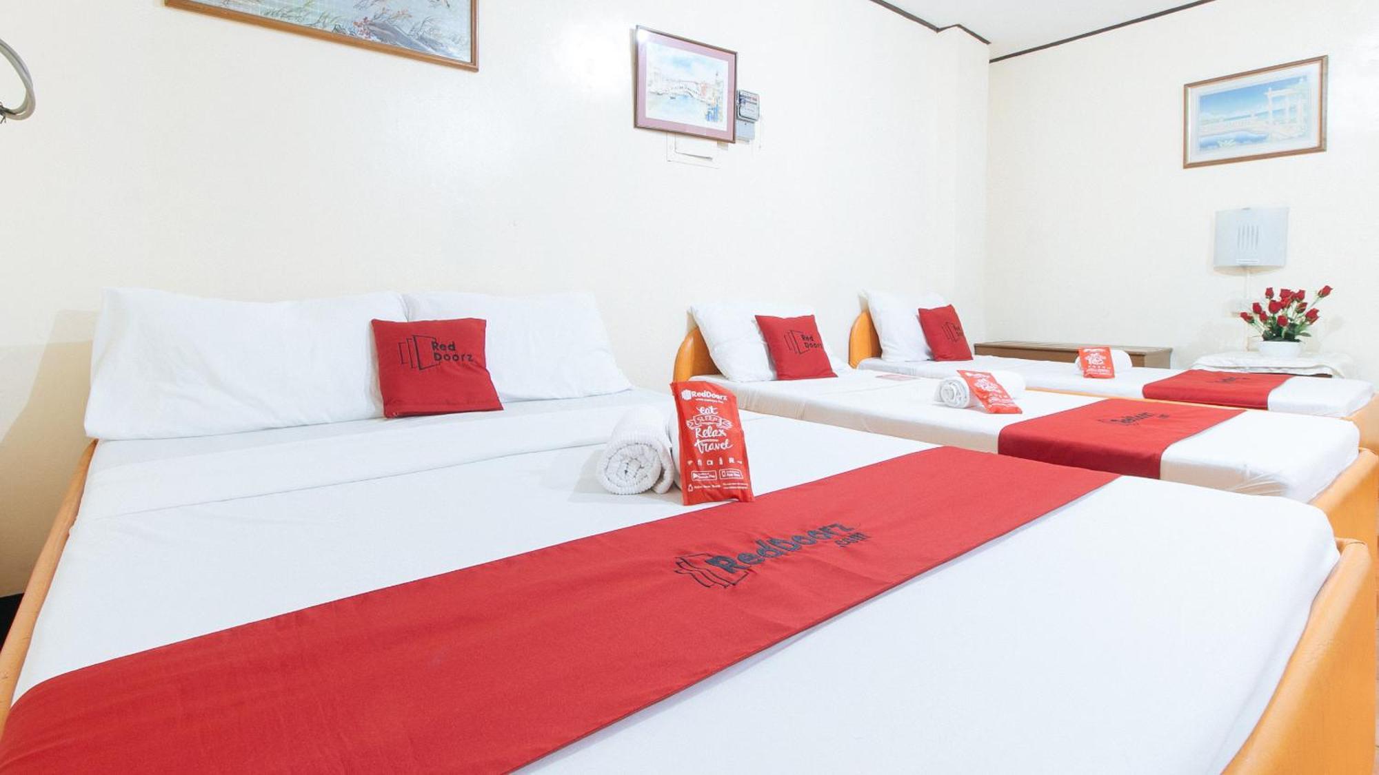 Reddoorz Near East Avenue Medical Center Hotel Quezon City Bagian luar foto
