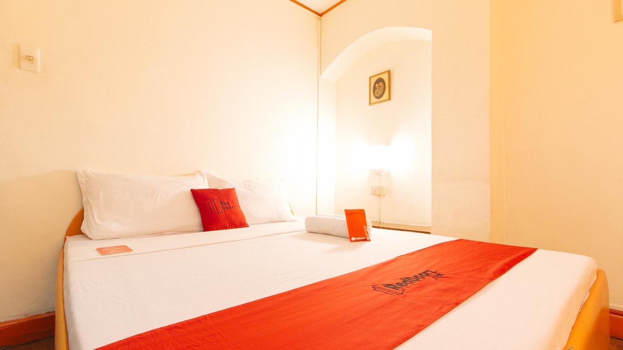 Reddoorz Near East Avenue Medical Center Hotel Quezon City Bagian luar foto